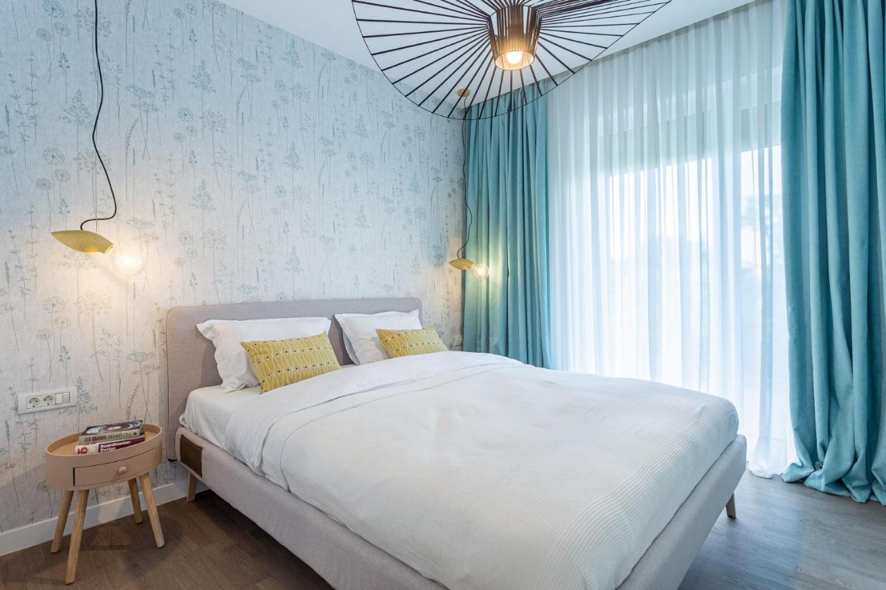 Il Lago - Turquoise - Cozy Luxurious Smart Home By The Lake Voluntari ภายนอก รูปภาพ