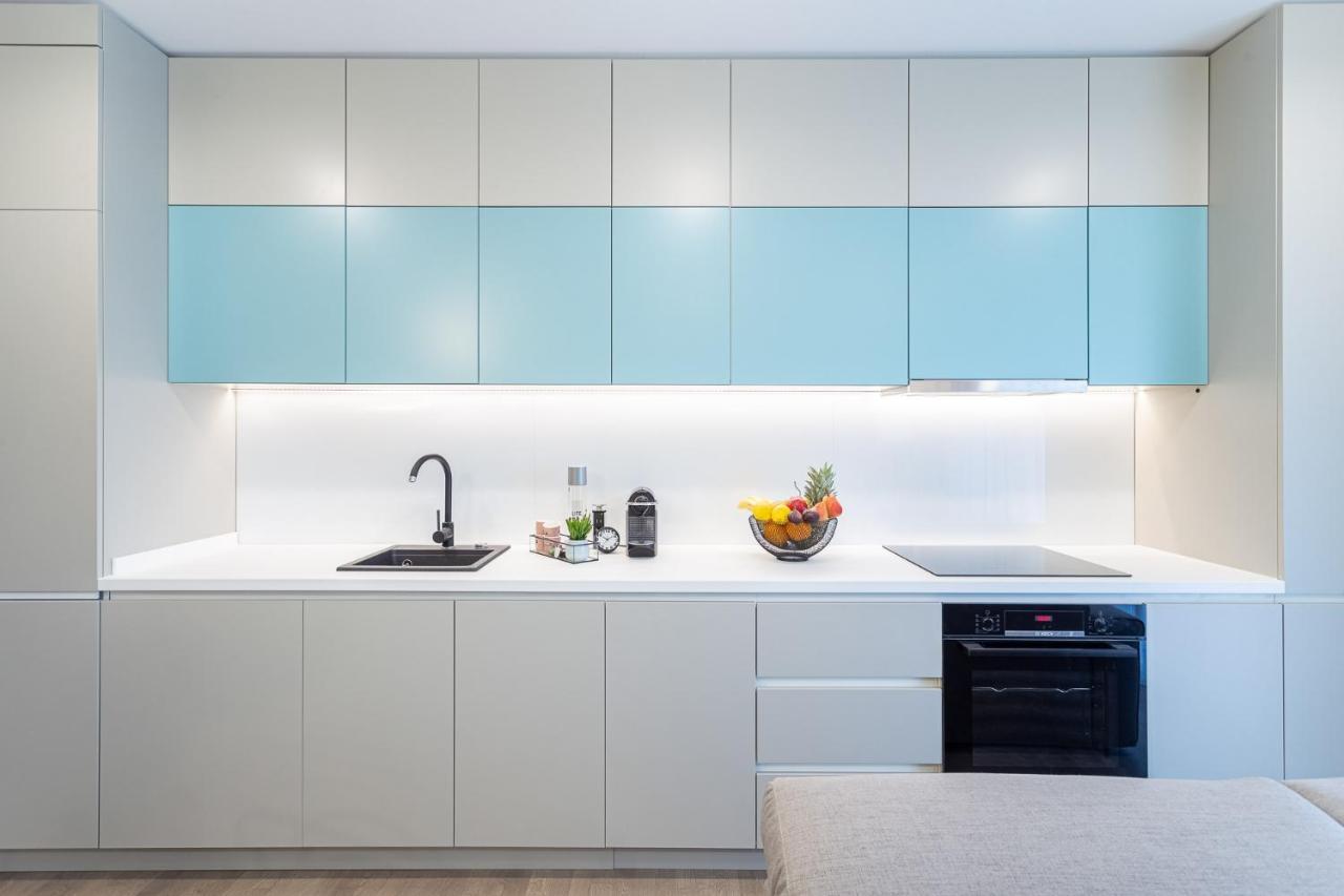Il Lago - Turquoise - Cozy Luxurious Smart Home By The Lake Voluntari ภายนอก รูปภาพ