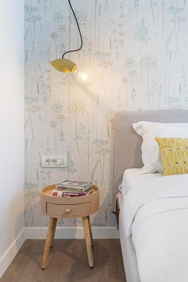 Il Lago - Turquoise - Cozy Luxurious Smart Home By The Lake Voluntari ภายนอก รูปภาพ